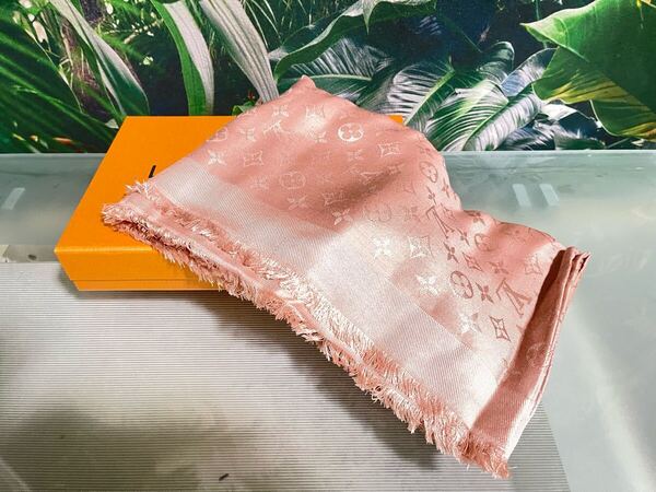 極美品/箱付きLOUIS VUITTONルイヴィトンショール・モノグラムイグォワールフリンジストールマフラー大判 現行モデル