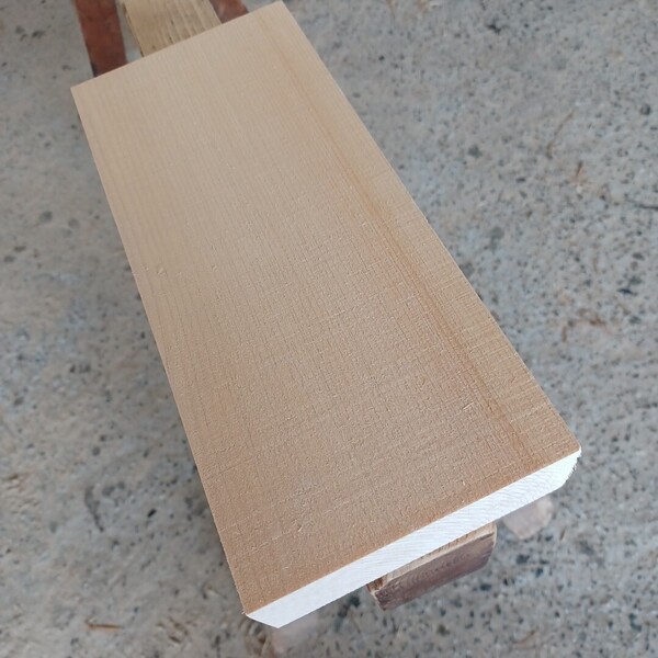角材-1038【30×12.9×4.8cm】 国産ひのき 【柾目】 角材 彫刻 木工 一枚板 無垢材 桧 檜 DIY