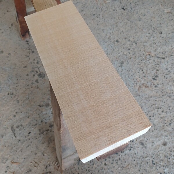 角材-1039【31.9×11.1×4.8cm】 国産ひのき 【柾目】 角材 彫刻 木工 一枚板 無垢材 桧 檜 DIY