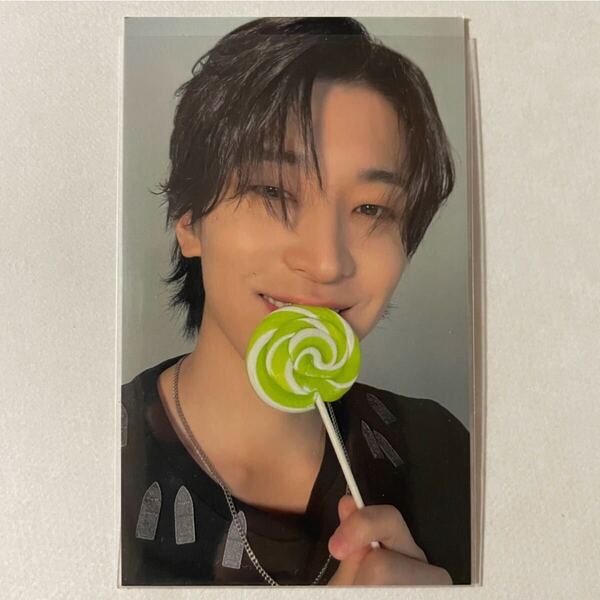 SEVENTEEN ウォヌ SPILL THE FEELS BLUE Ver.0 NEW Ver.1 YOU Ver.2 一般盤 ユニバ 購入特典 トレカ 1枚 検) セブチ UNIVERSAL