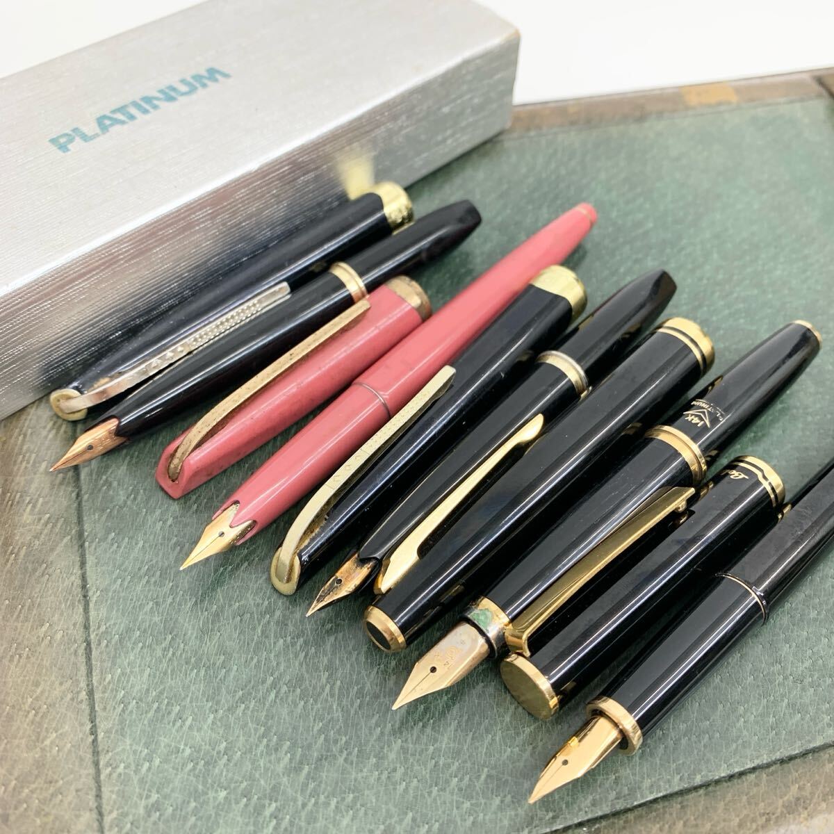 【未使用】万年筆2本セットプラチナ　BelAge　Bonita　14k　細字 023880992b32215127fdd1bed9ea84