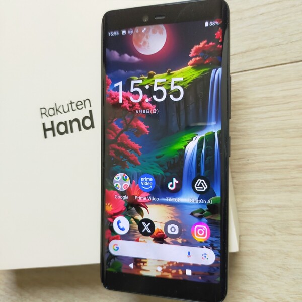 即決! 送料無料 「Rakuten Hand」 割と綺麗です。 楽天ハンド ブラック SIMフリー RAM4GB.ROM64GB 付属品付き