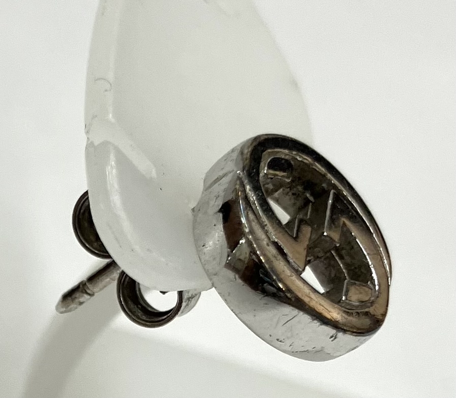 【極美品】グッチ　アラベスク　インターロッキング　GG片耳ピアス　シルバー925 超美品/超希少】グッチ ピアス 片耳 インターロッキング