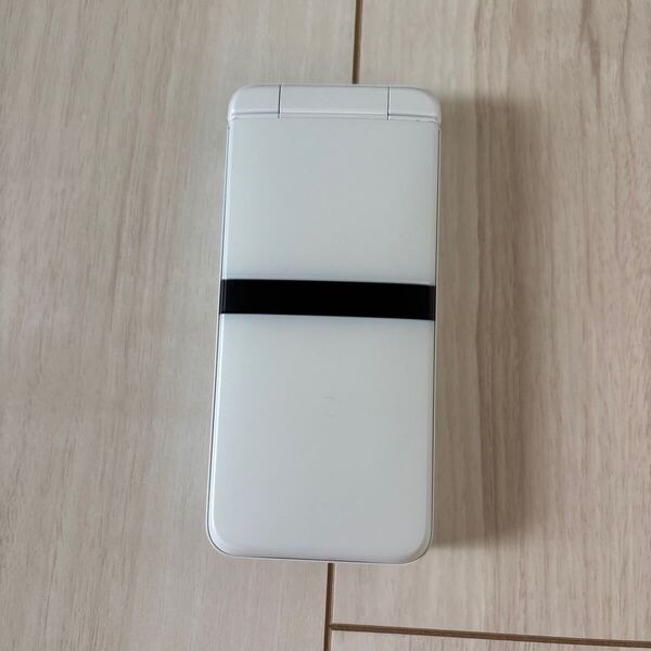 DIGNO ガラケー SIMフリー ホワイト KY-42C