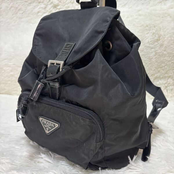 【美品】 プラダ PRADA リュックサック バックパック ナイロン テスートナイロン 巾着型 ブラック 三角ロゴ プレート