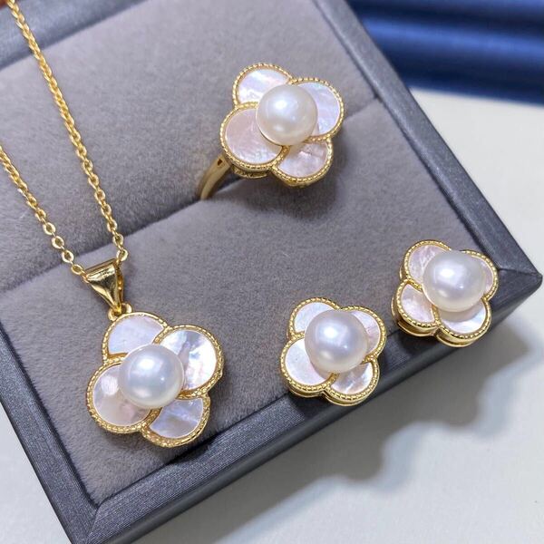 【4点セット】天然本真珠ネックレス リング パールピアス k18仕上げ シルバー カメリアデザイン 天然真珠×天然貝殻