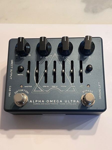 Darkglass Electronics ALPHA OMEGA ULTRA ベース プリアンプ オーバードライブ エフェクター