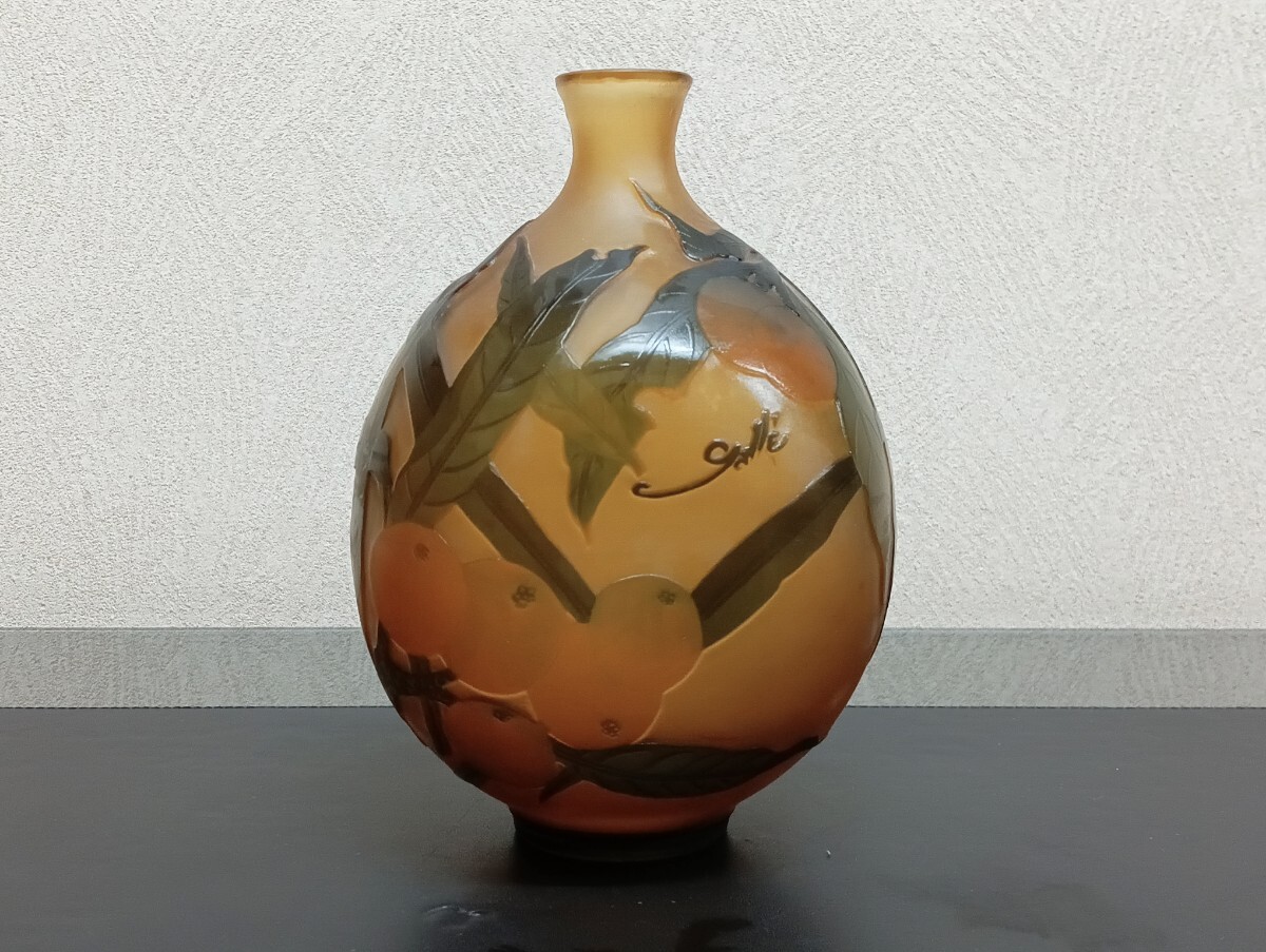 エミール・ガレ 小型のガラス製の花瓶 | kamakuraART