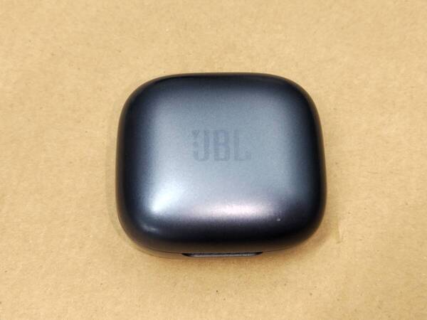 【USED】 JBL ジェイビーエル LIVE FREE2 Bluetooth ワイヤレス イヤホン 充電ケースのみ ブルー