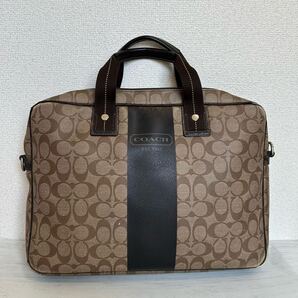 COACH コーチ レディース メンズ ビジネスバッグ ブリーフケース トートバッグ PVC レザー シグネチャー柄 総柄 茶色 ベージュ A4収納可能