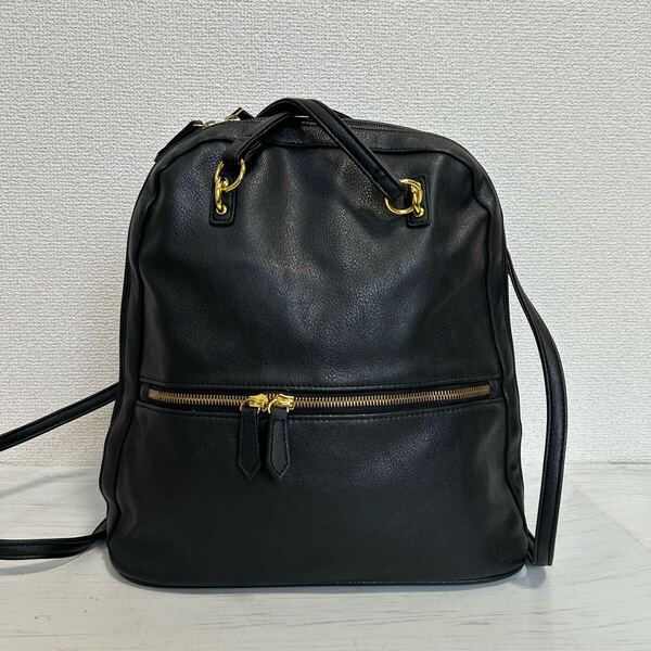 美品 レディース 2way リュックサック バックパック ワンショルダーバッグ トートバッグ レザー 黒色 ブラック ゴールド金具 軽量 お洒落