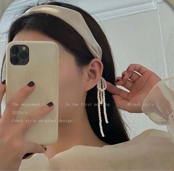 【新品】 カチューシャ パール ヘアバンド 白 ヘアクリップ モチーフ 韓国 ヘアアクセ アクセサリー ヘアアクセサリー ヘアーバンド