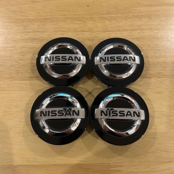 M324 日産 純正 黒 ブラック センターキャップ 4個 外径54mm