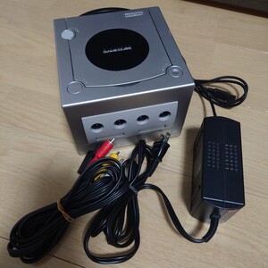 ゲームキューブ シルバー 本体 AVケーブル GC