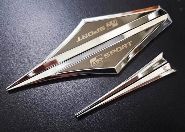 GR SPORT フロントフェンダー エンブレム 4P■RAV4 86 プリウス クラウン ハリアー アルファード アクア カローラ ヤリスクロス ライズ