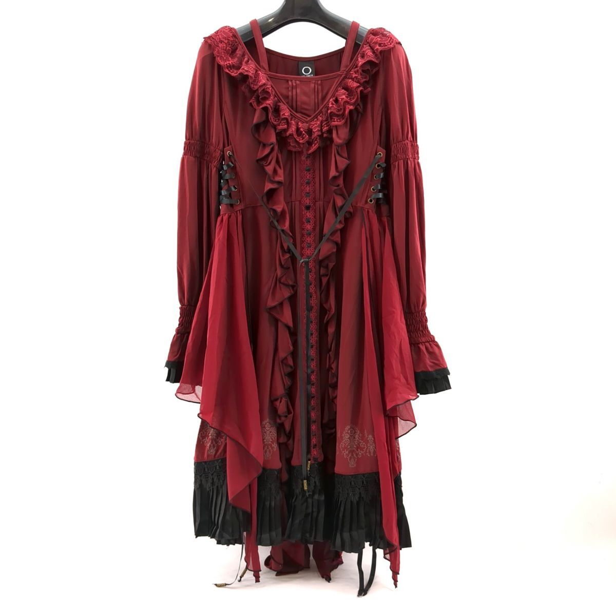 未使用級！OZZ ONESTE オッズオネスト　ワンピース　刺繍　レース OZZON - ozz on オッズオン オッズオネスト薔薇刺繍レース