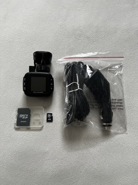 送料込★美品★【ユピテル】ドライブレコーダー DRY-mini2WG 超コンパクトサイズ GPS Gセンサー搭載 静止画500万画素撮影 Yupiteru