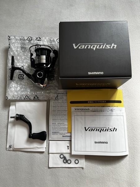 送料込★未使用★【シマノ】23 ヴァンキッシュ C2000SHG Vanquish スピニングリール 24年製造品