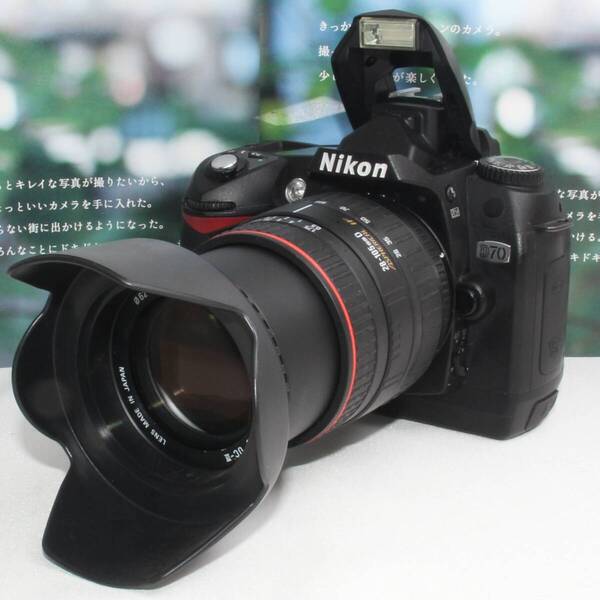 一眼レフデビューに最適新品カメラバッグ付きNikon D70