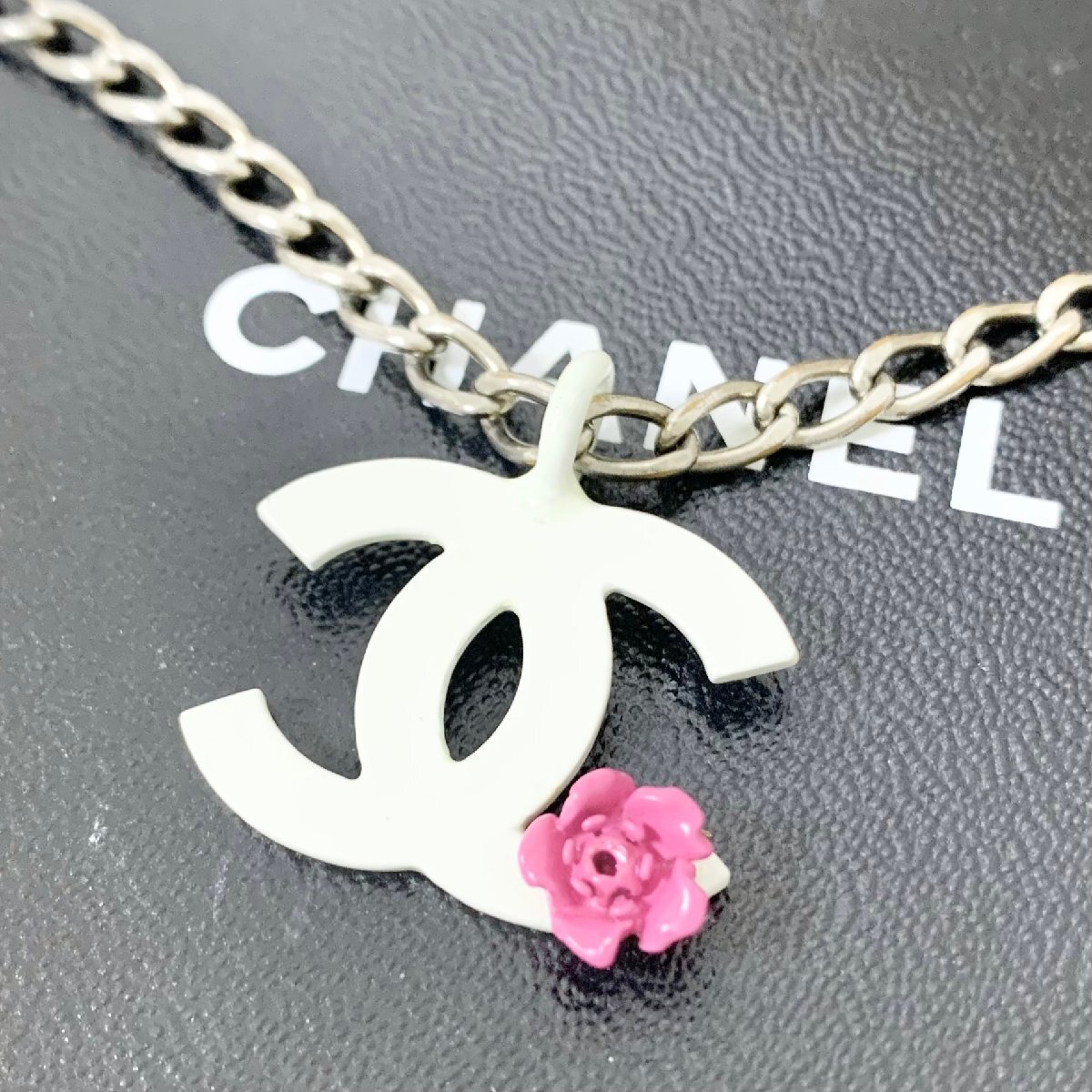 CHANEL 美品 16シーズン限定 ピンクCCロゴ ネックレス 中古 2025年最新】Yahoo!オークション -シャネル ネックレス ココ