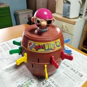 黒ひげ危機一発 ゲーム 動作確認済 電池きれ ※電池別売