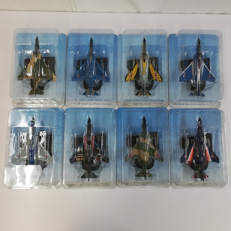 エアファイターコレクションファントム3機セット 1/100 F-4EJ改ファントムと可動式スタンドが付属 - エア