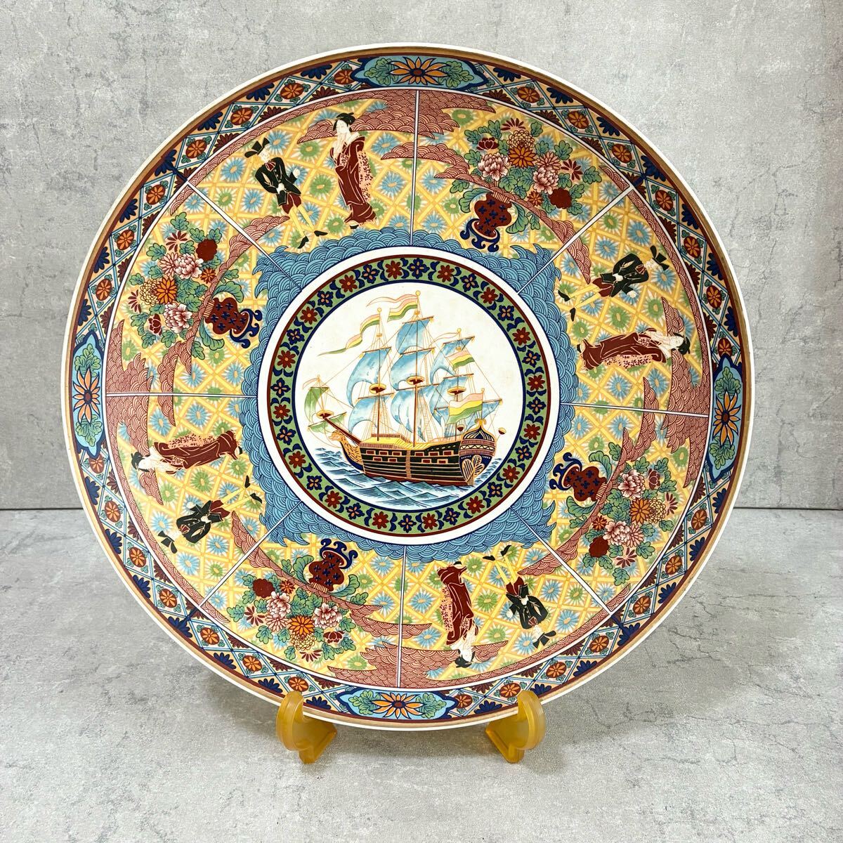 伊万里 有田焼 長寿作 大皿 飾り皿 南蛮人 色絵金襴手金縁 径42cm Yahoo!オークション -「伊万里南蛮人」の落札相場・落札価格
