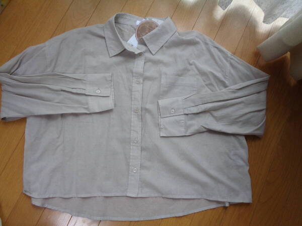 しまむら☆インフルエンサーコラボ☆ゆみ☆yumi☆tal.byyumi☆新品☆シアー☆ブラウス☆シャツ☆トップス☆羽織り☆淡色コーデ☆ベージュ