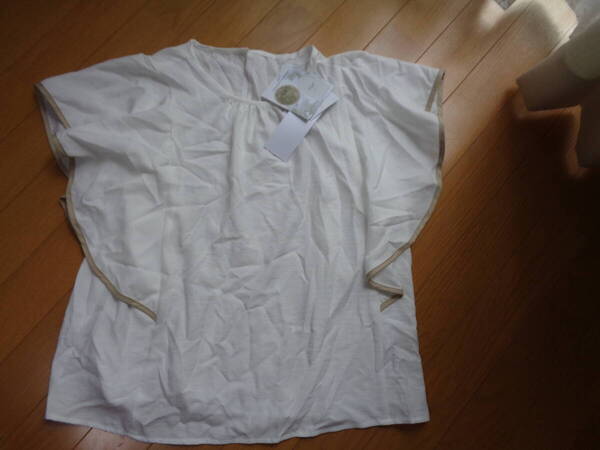 しまむら☆インフルエンサー☆yumi☆tal.byyumi☆田中里奈☆ミーサクローゼット☆mysacloset☆新品☆バイカラー☆ブラウス☆配色フリル白