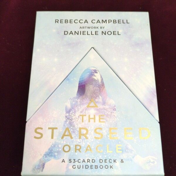 The Starseed Oracle: A 53-Card Deck 英語版解説書付き スターシードオラクル