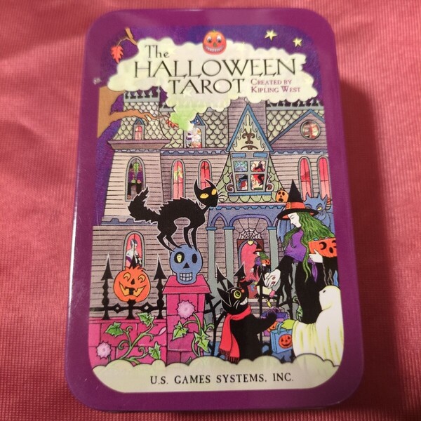 The Halloween Tarot 英語版解説書付き