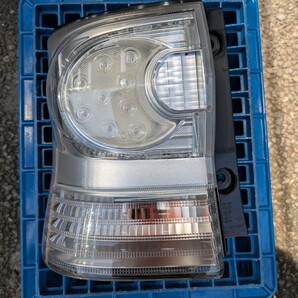 ★送料無料 L375S L385Sタント カスタム 純正 ノーマル リア リヤ LED テールランプ テールライト レンズ 左 助手席側