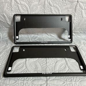 TOYOTA BLACK ナンバーフレーム カスタムペイント ラプターチッピング 前後セット