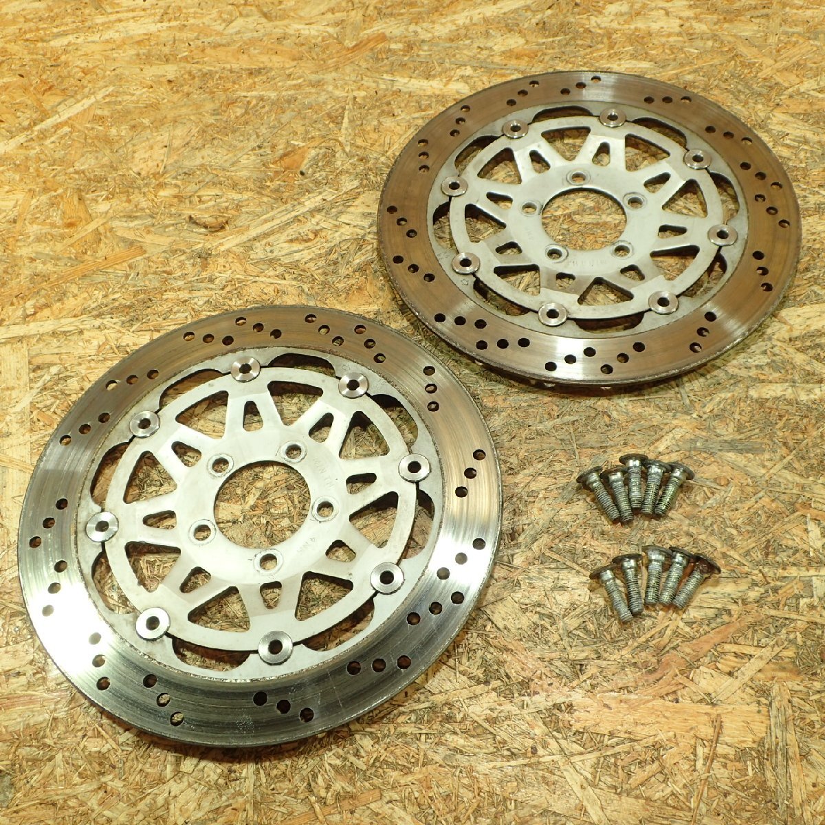 2025年最新】Yahoo!オークション -gpz900rブレーキディスクの