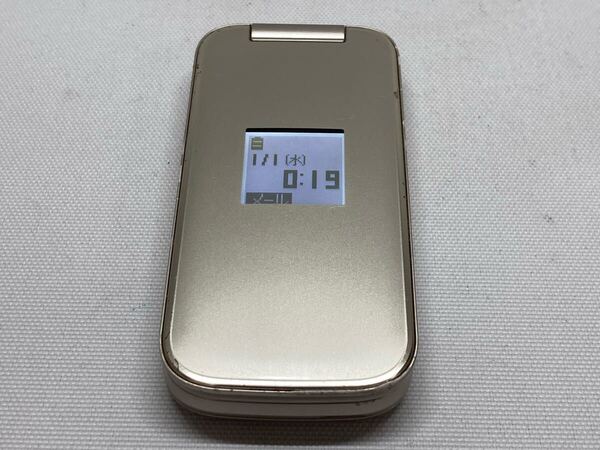 美品 docomo ドコモ F-01G FUJITSU 富士通 FOMA らくらくホン 携帯電話 ガラケー ゴールド e860c70dd