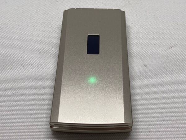 美品 docomo ドコモ F-10B FUJITSU 富士通 FOMA 携帯電話 ガラケー ゴールド e02c332dd