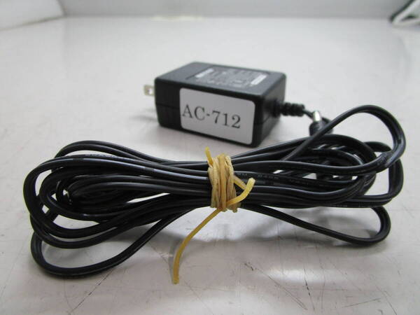 BUFFALO US100523 ACアダプタ DC5V/2.3A 通電確認済み 管理番号AC-712