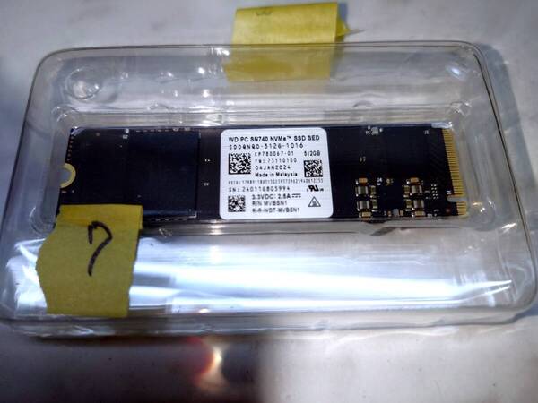 7 ほぼ新品!使用期間2日!WD M.2 SSD 512GB SN740 SDDQNQD-512G-1016 NVMe Format済 デスクトップ WesternDigital SAMSUNG サムスン