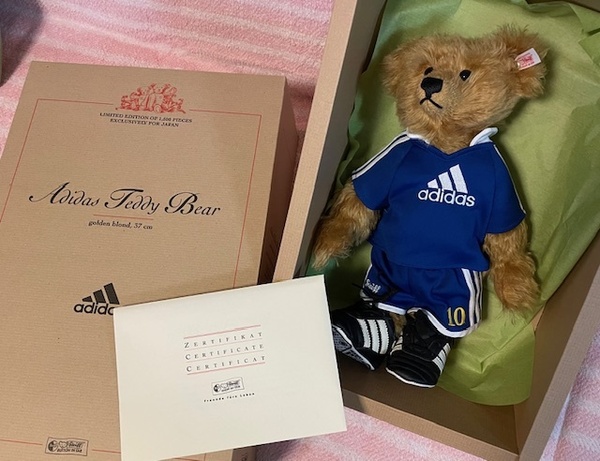 送料込 Steiff adidas テディベア 37cm サッカー 日本代表 白タグ シュタイフ アディダス 超美品