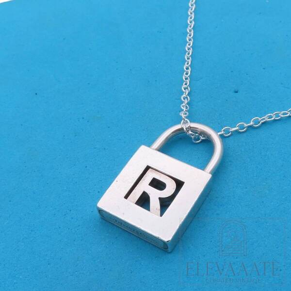 Tiffany&Co. ティファニー R カデナ ロック シルバー ネックレス SV925 南京錠 カギ イニシャル アルファベット TO109