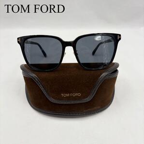 TOM FORD トムフォード TF891 K サングラス ブラック モード 紳士 上品 カジュアル きれい目 高級 グラサン TOMFORD ロゴ