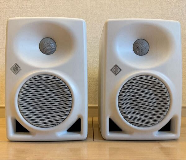 NEUMANN(ノイマン) KH80 DSP AW ペア パワードモニタースピーカー ホワイト DTM スタジオ ニアフィールドモニター