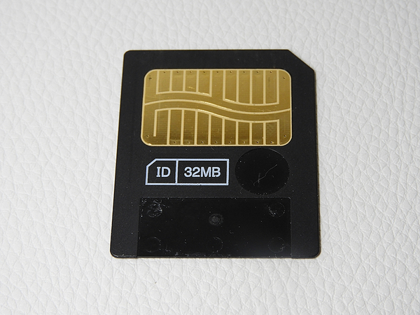 スマートメディア 32MB 1枚