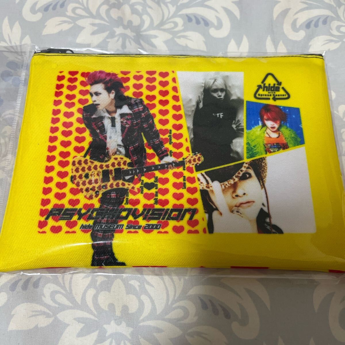 X JAPAN hide 横須賀サーベルタイガー 写真2枚