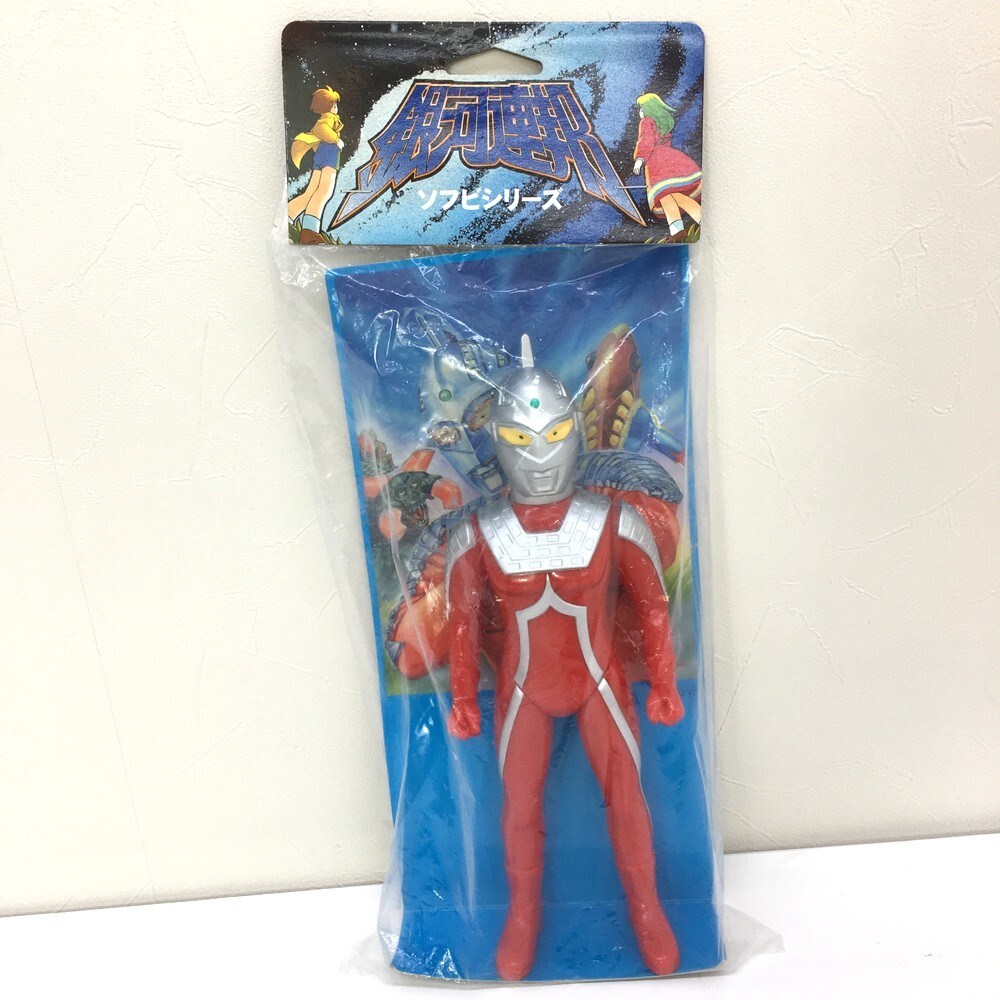 ワンフェス コレジャナイ ウルトラセブン 木製 フィギュア