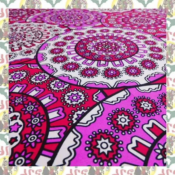 【SALE/180cm x 110cm/2ヤード】アフリカンプリント生地 barg-L72 アフリカ布 アフリカ生地 ゴールドプリント アンカラ キテンゲ
