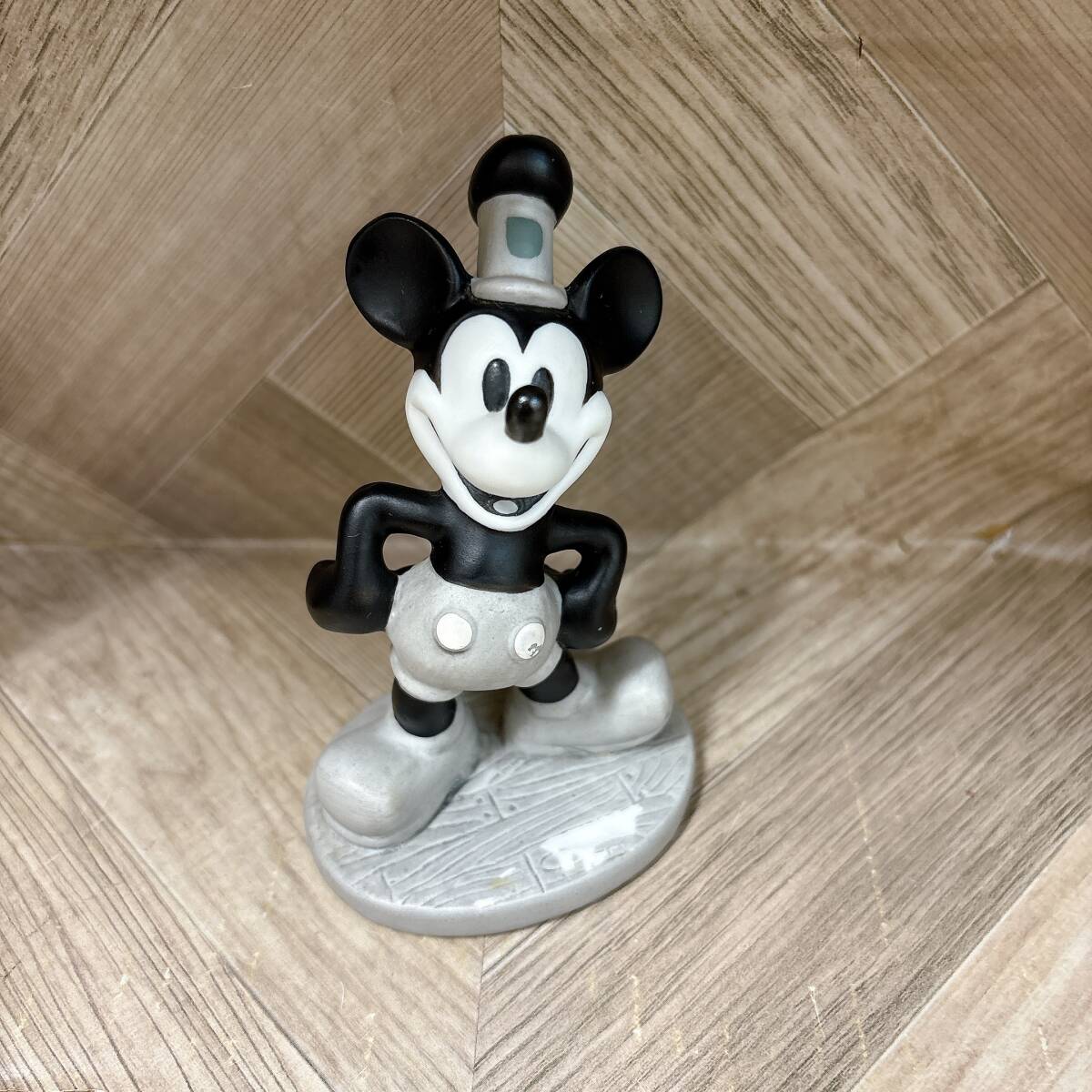ディズニーキャラクター陶器フィギュア 2025年最新】Yahoo!オークション -ディズニー 陶器 フィギュアの