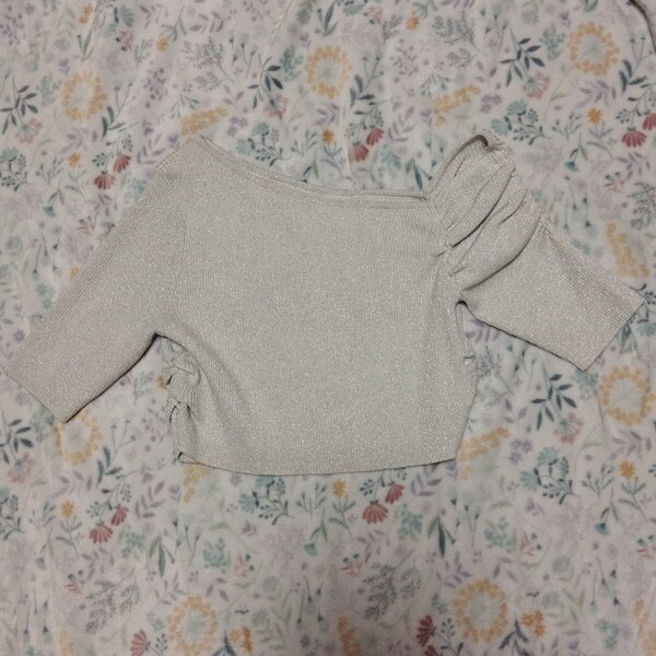 新品 chico チコ カットソー ラメ