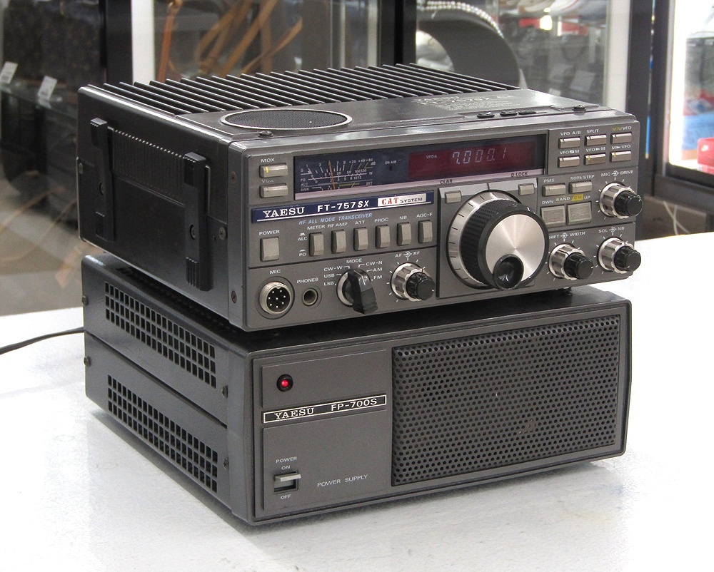 八重洲 YAESU FT-757GXⅡ ＋電源 FP-700 一式 美品難有