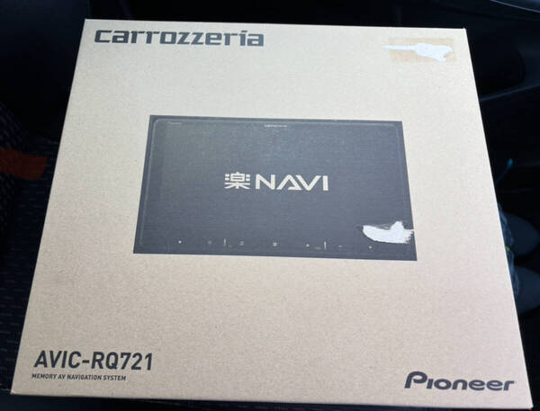 新品未使用品 カロッツェリア 9型楽ナビ AVIC-RQ721